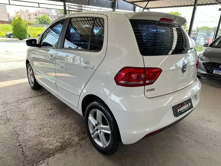 Volkswagen Fox Branco 12