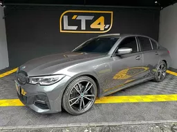 BMW 320i