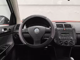 Volkswagen Polo Sedan