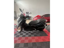 Yamaha Xmax