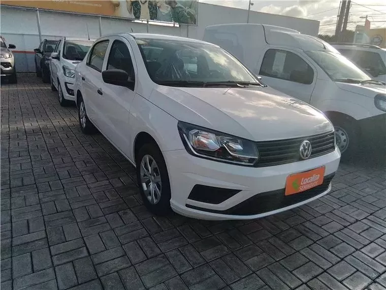 Volkswagen Voyage Branco 3