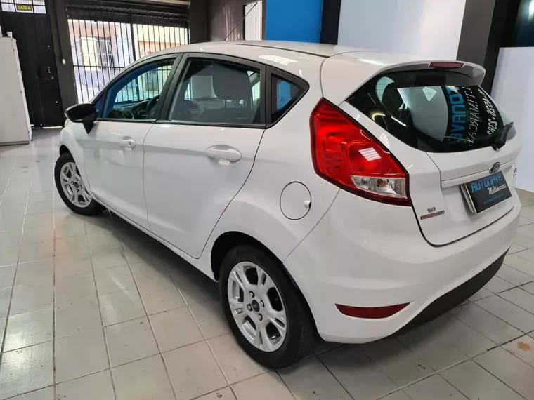 Ford Fiesta Branco 1