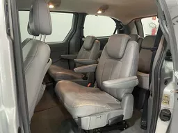 Chrysler Caravan