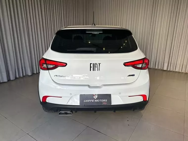 Fiat Argo Branco 3