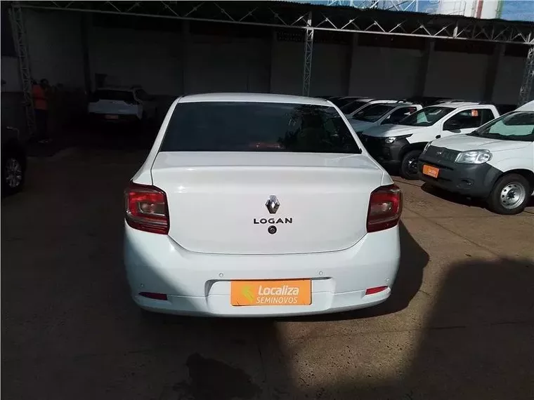 Renault Logan Branco 10