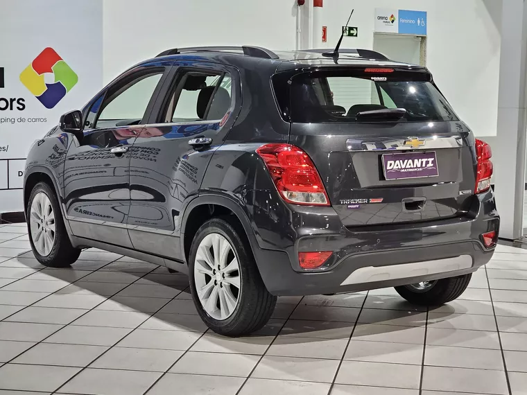 Chevrolet Tracker Cinza 1