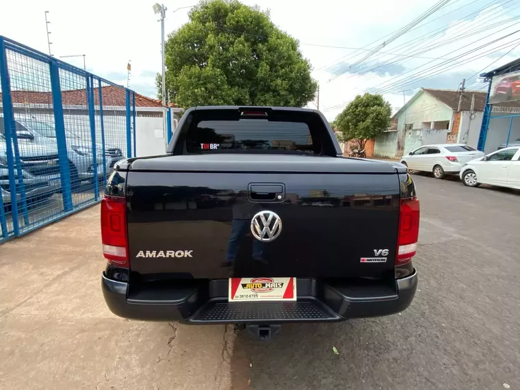 Volkswagen Amarok Preto 4