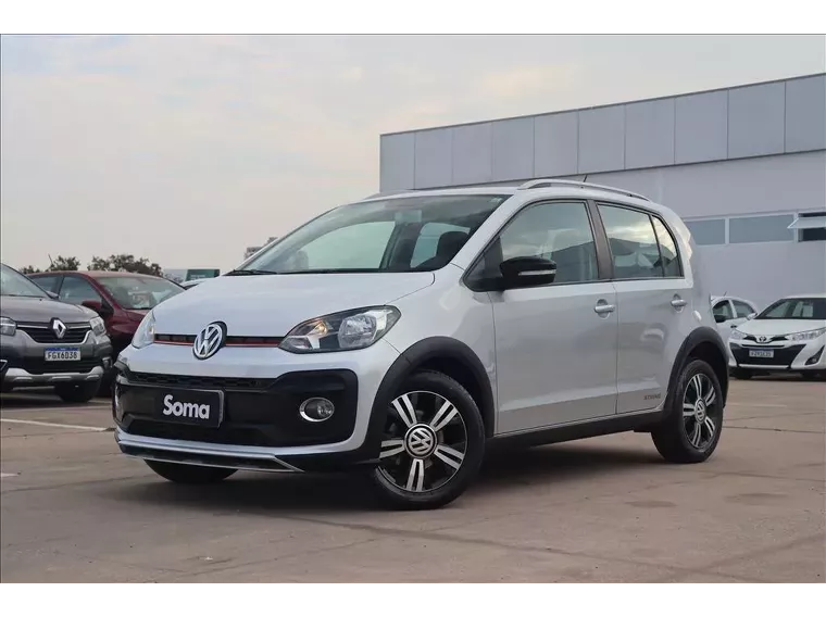 Volkswagen UP Prata 5