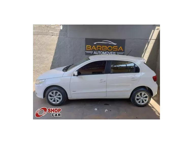 Volkswagen Gol Branco 4