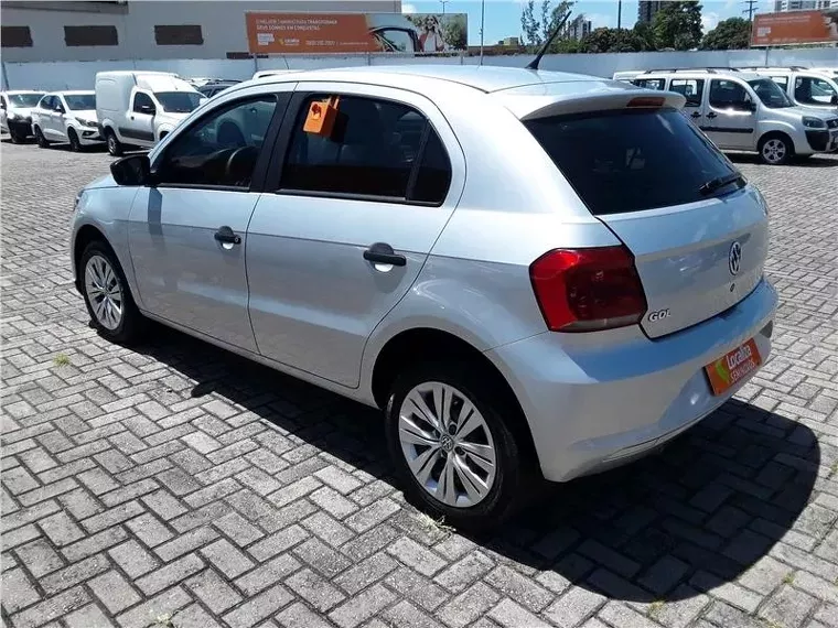 Volkswagen Gol Prata 8