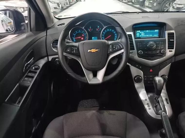 Chevrolet Cruze Preto 4