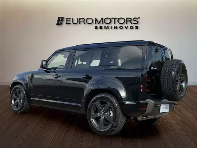 Land Rover Defender Preto 9