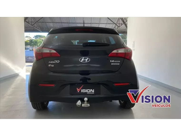 Hyundai HB20 Preto 17