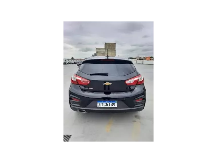 Chevrolet Cruze Preto 4