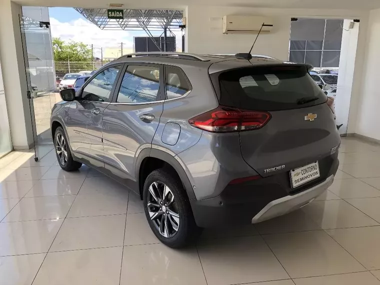 Chevrolet Tracker Cinza 10