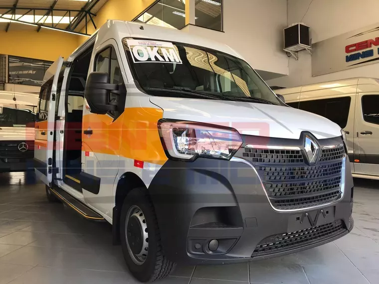 Renault Master Branco 17