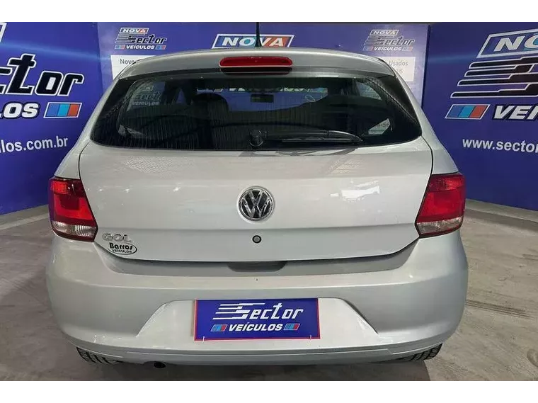 Volkswagen Gol Prata 5