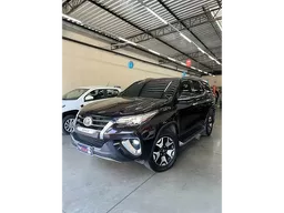 Toyota Hilux SW4