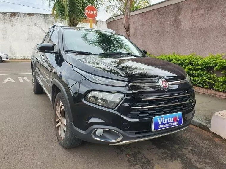 Fiat Toro Preto 1