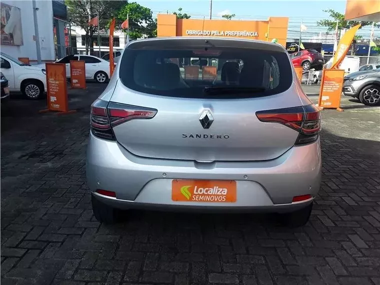 Renault Sandero Prata 8