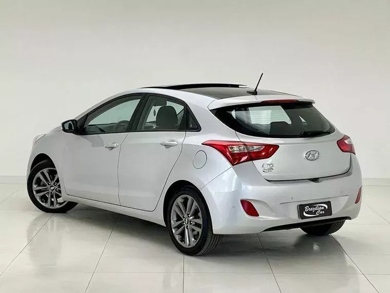 Hyundai I30 Prata 4