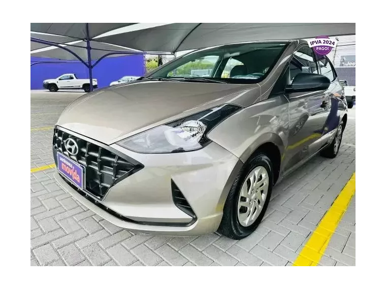 Hyundai HB20 Prata 1