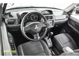 Mitsubishi Pajero TR4