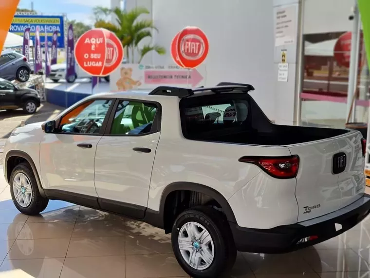 Fiat Toro Branco 15