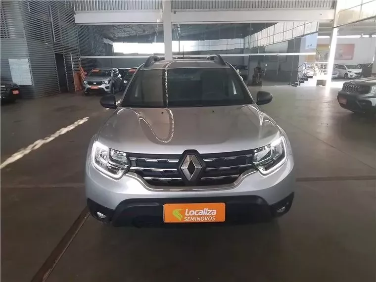 Renault Duster Prata 13