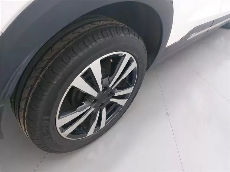 Nissan Kicks Branco 5