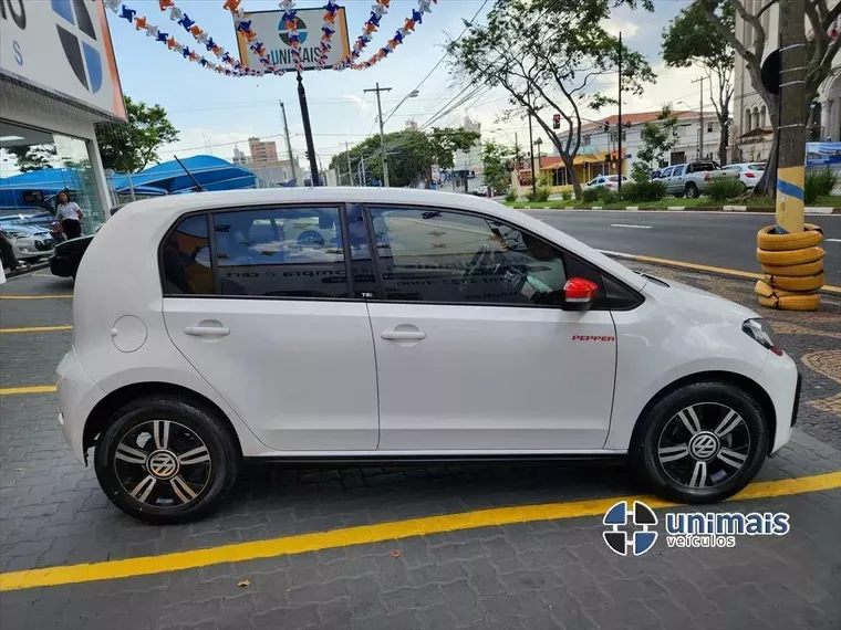 Volkswagen UP Branco 15