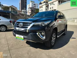 Hilux SW4