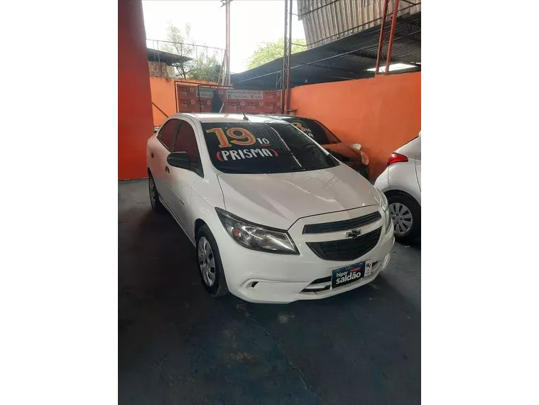 Chevrolet Prisma Branco 2