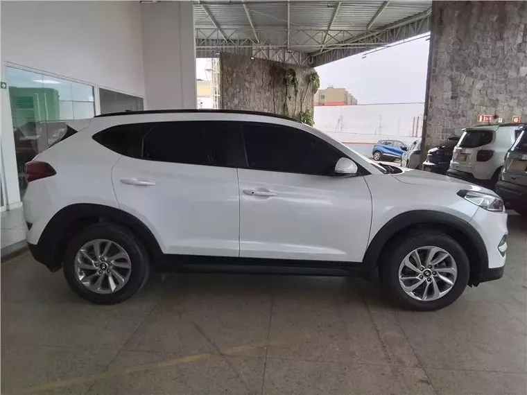 Hyundai Tucson Branco 8