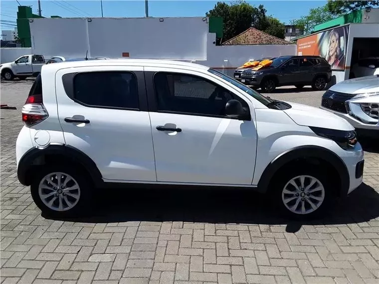 Fiat Mobi Branco 3