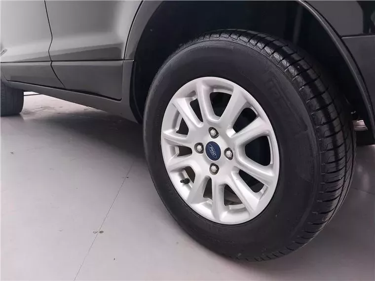 Ford Ecosport Preto 16