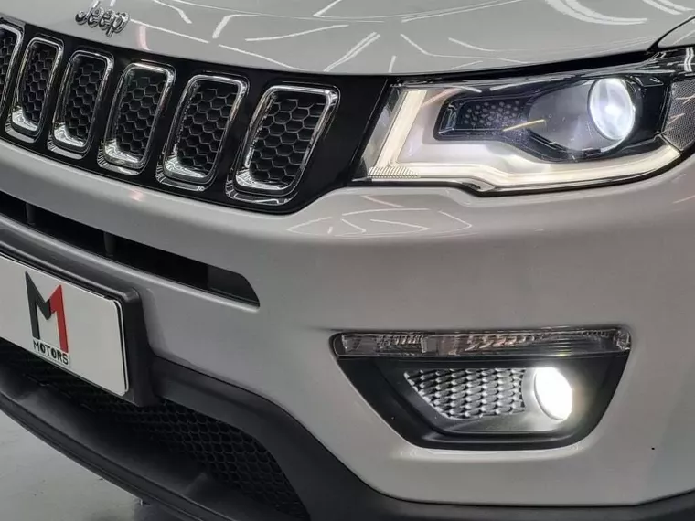 Jeep Compass Prata 10