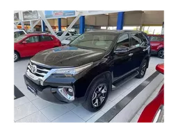 Hilux SW4