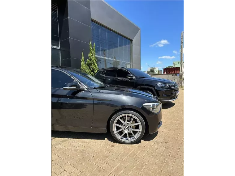 BMW 120i Preto 10