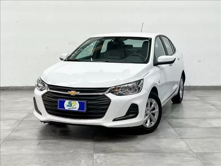 Chevrolet Onix Branco 15