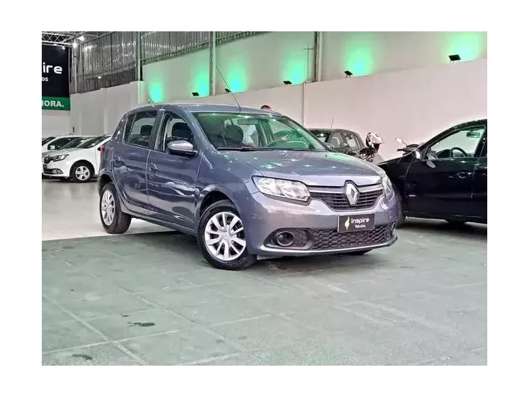 Renault Sandero Cinza 2