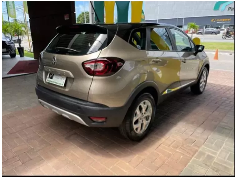 Renault Captur Bege 14