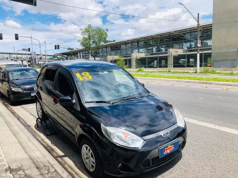 Ford Fiesta Preto 4