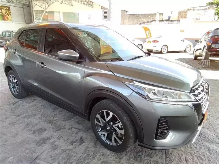 Nissan Kicks Cinza 6