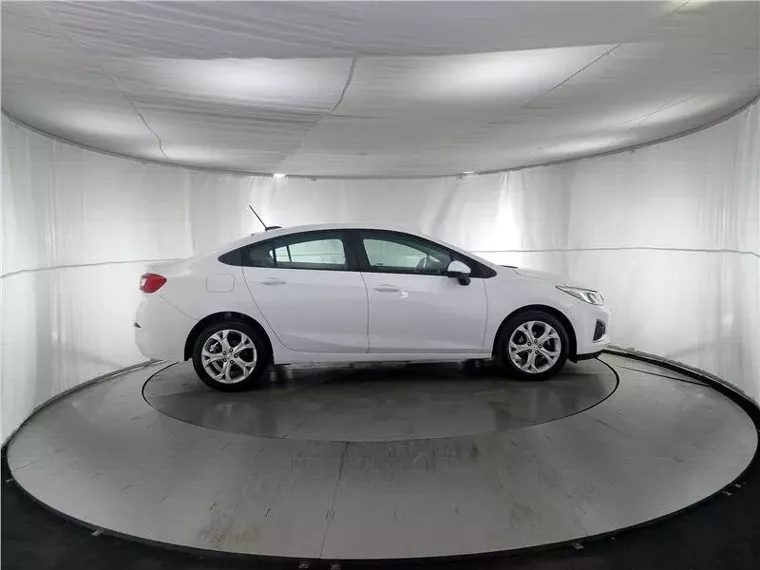 Chevrolet Cruze Branco 16