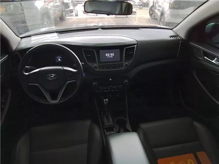 Hyundai Tucson Branco 10