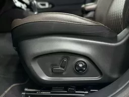Jeep Commander