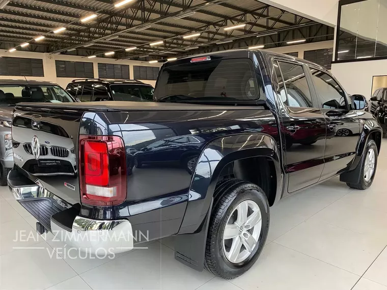 Volkswagen Amarok Preto 17