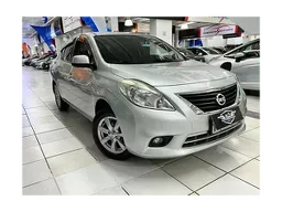 Nissan Versa