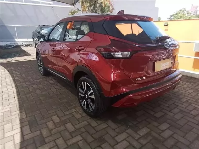 Nissan Kicks Vermelho 3